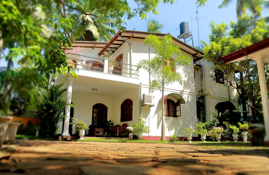 Holiday Nest Bed & Breakfast Wadduwa Dış mekan fotoğraf