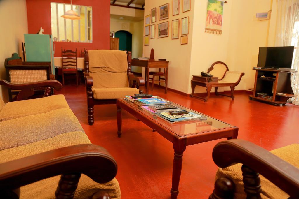 Holiday Nest Bed & Breakfast Wadduwa Dış mekan fotoğraf